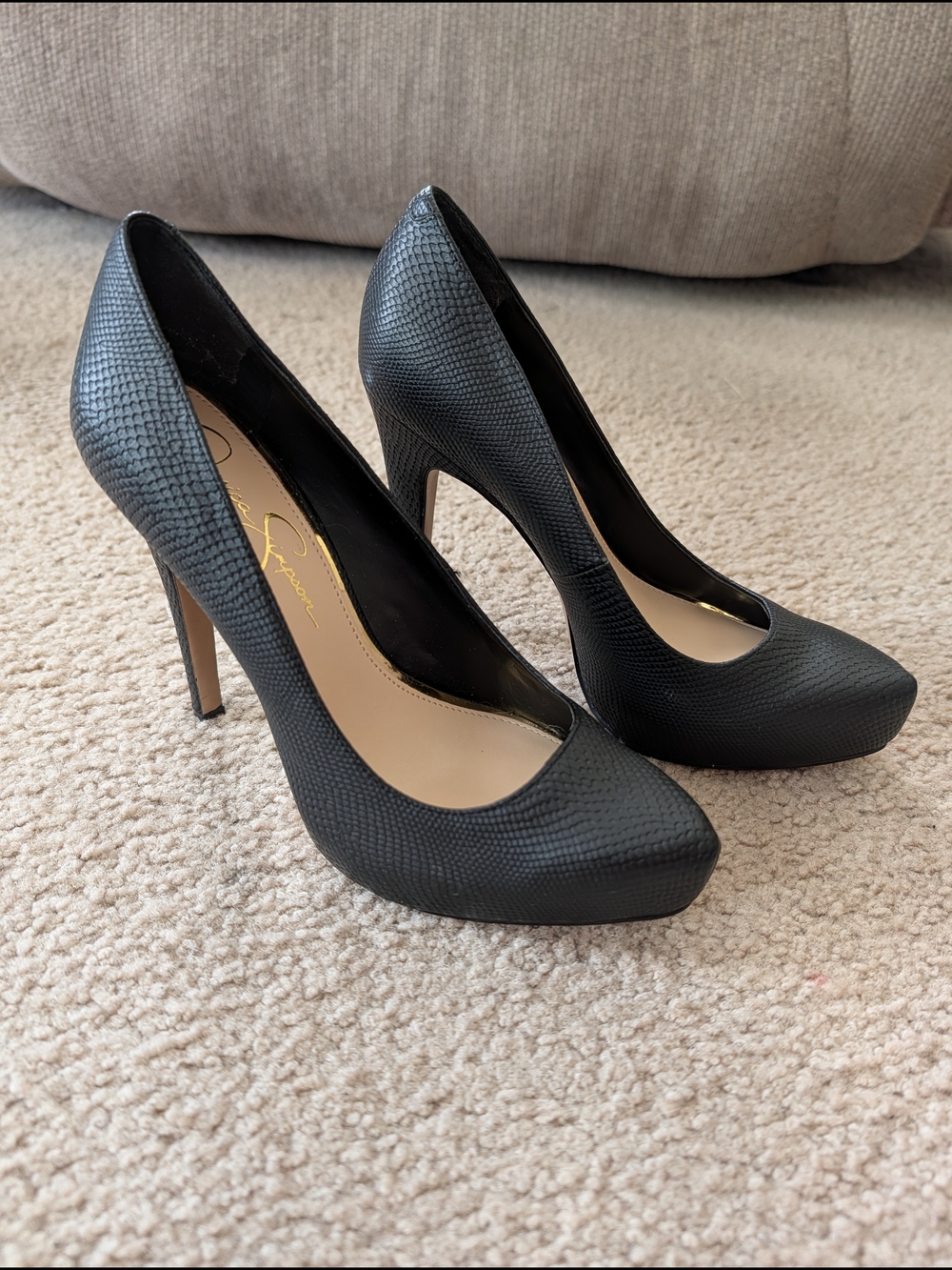 Jessica Simpson Black Textured Platform Pumps